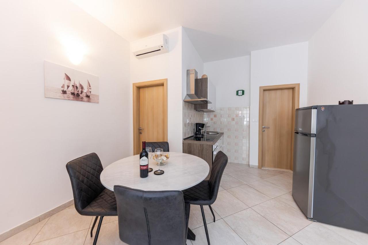 Apartment Sergio Split Exterior foto